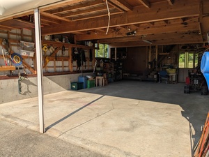 1980s wood house on a large plot in Yamagata