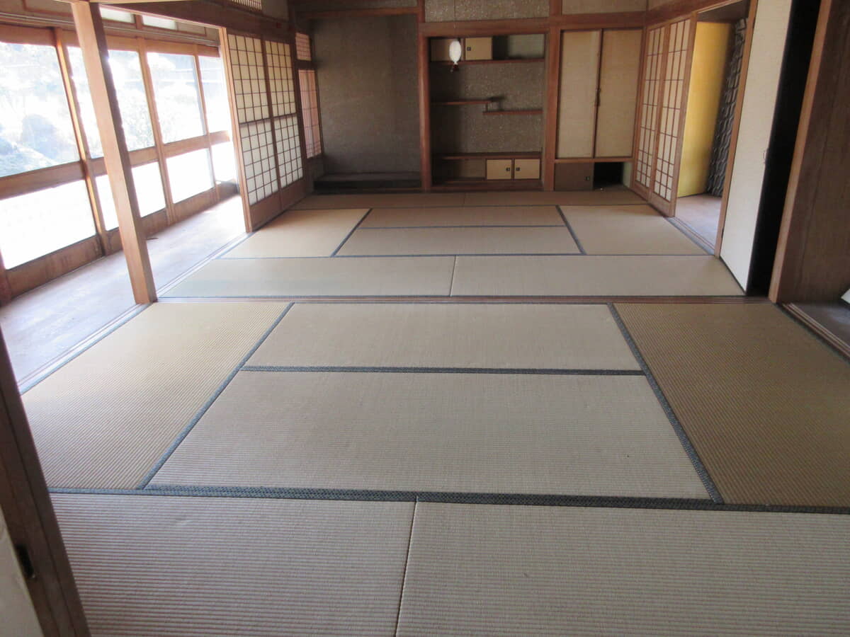 1960s wood house, 11-min walk to station, Hiroshima