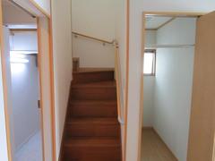 1990s wood house, 10-min walk to station, Shizuoka