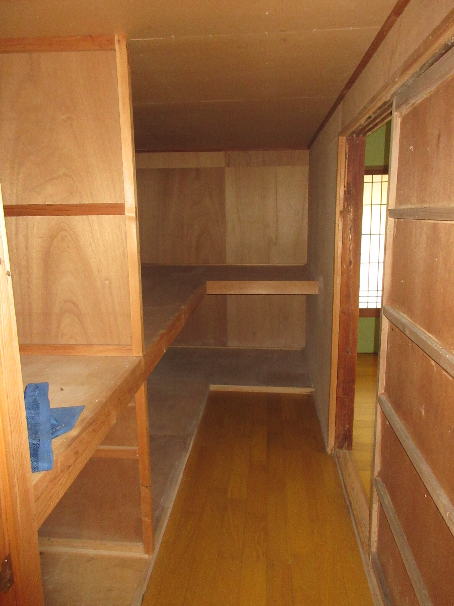 1950s wood house, 12-min walk to station, Iwate