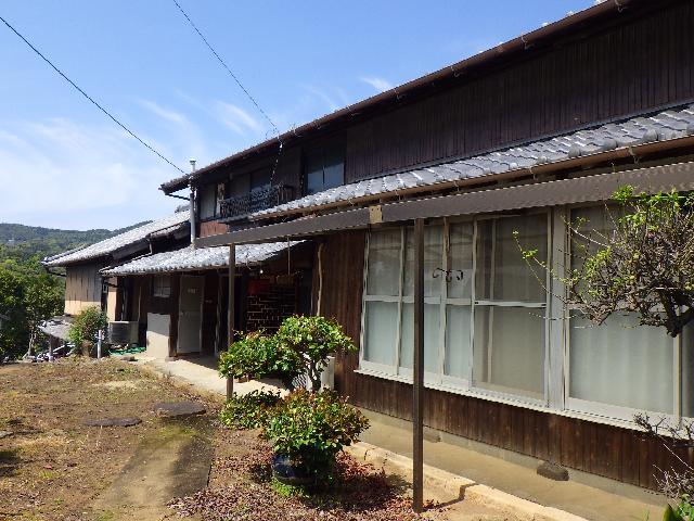 1940s wood house, 10-min walk to station, Nagasaki