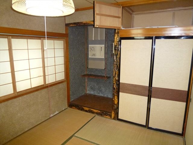 1970s wood house, 15-min walk to station, Aomori