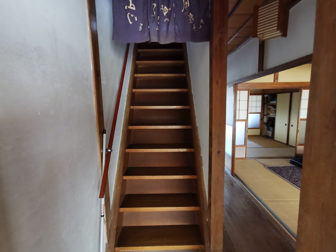 Wood house in Himi