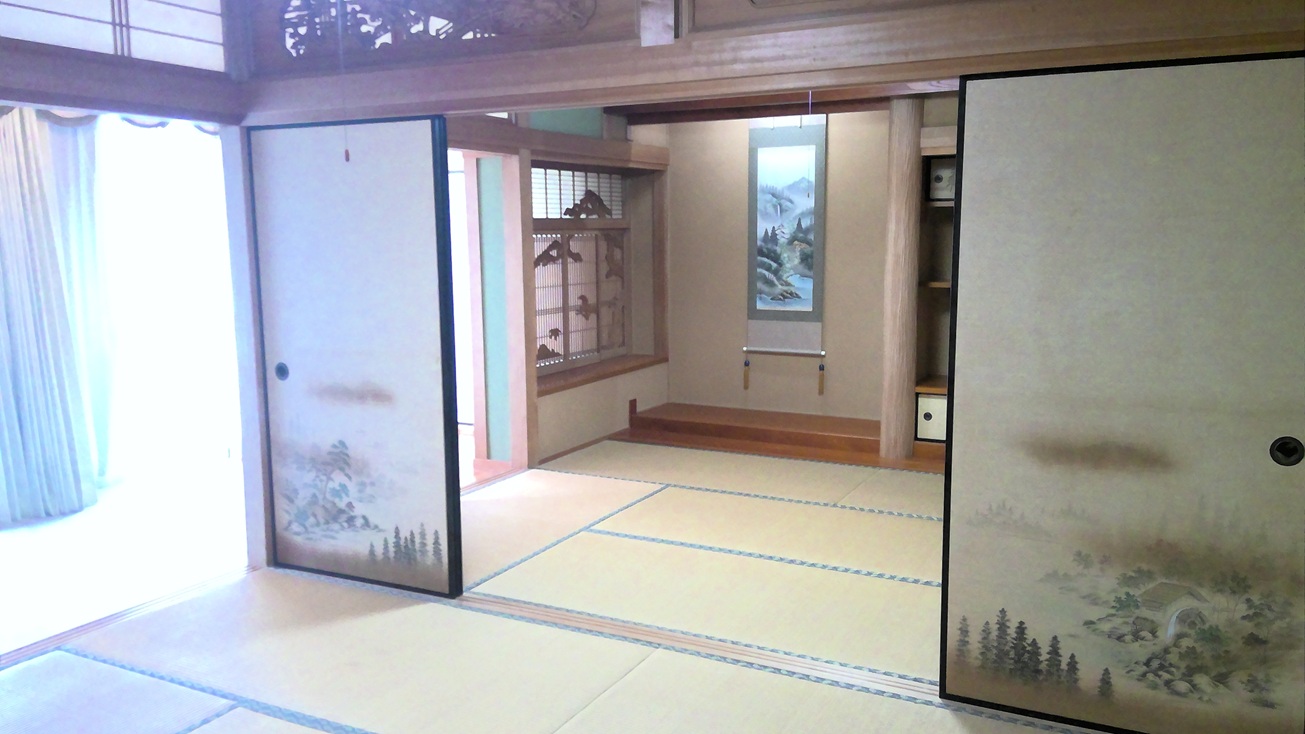1990s wood house near the coast in Uchinoura, Kimotsuki