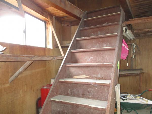 1970s wood house, 17-min walk to station, Okayama