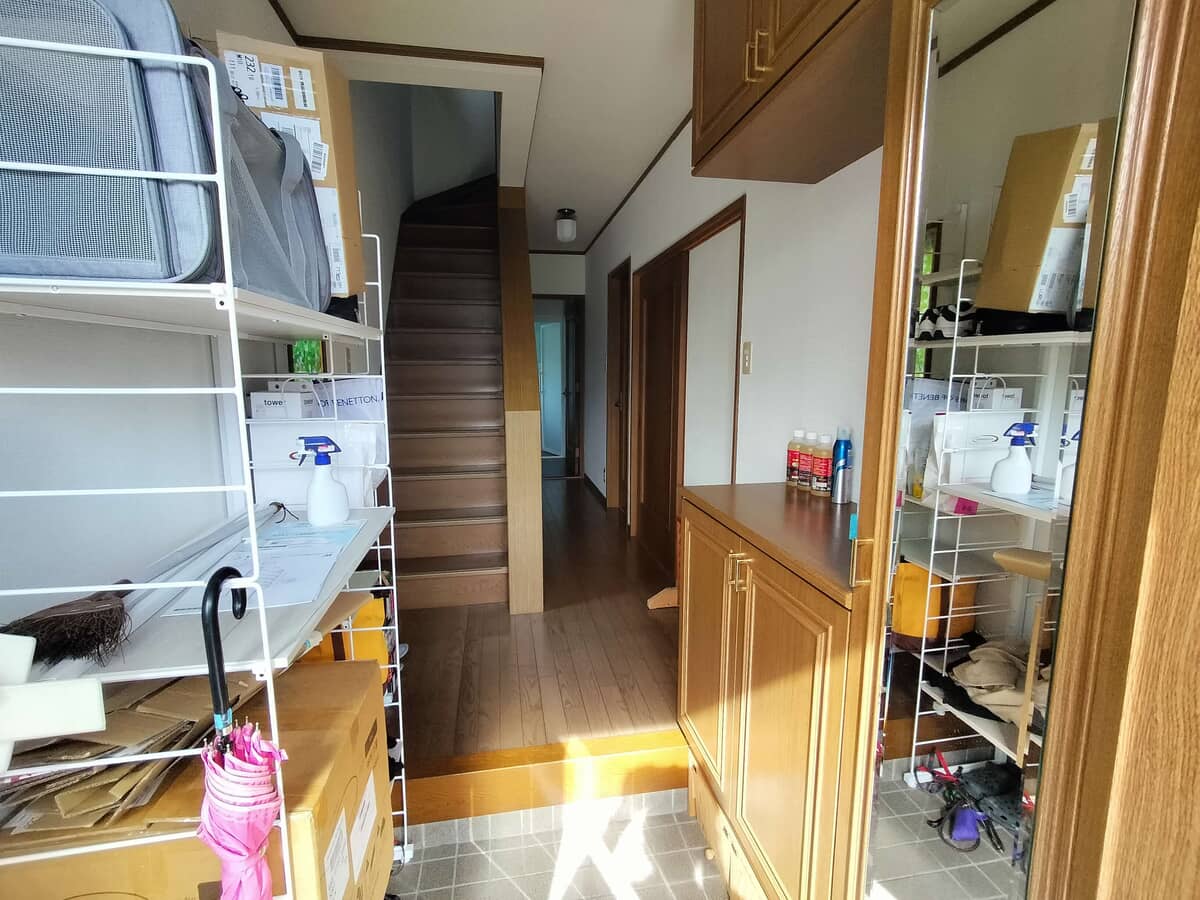 1990s wood house in Hiroshima