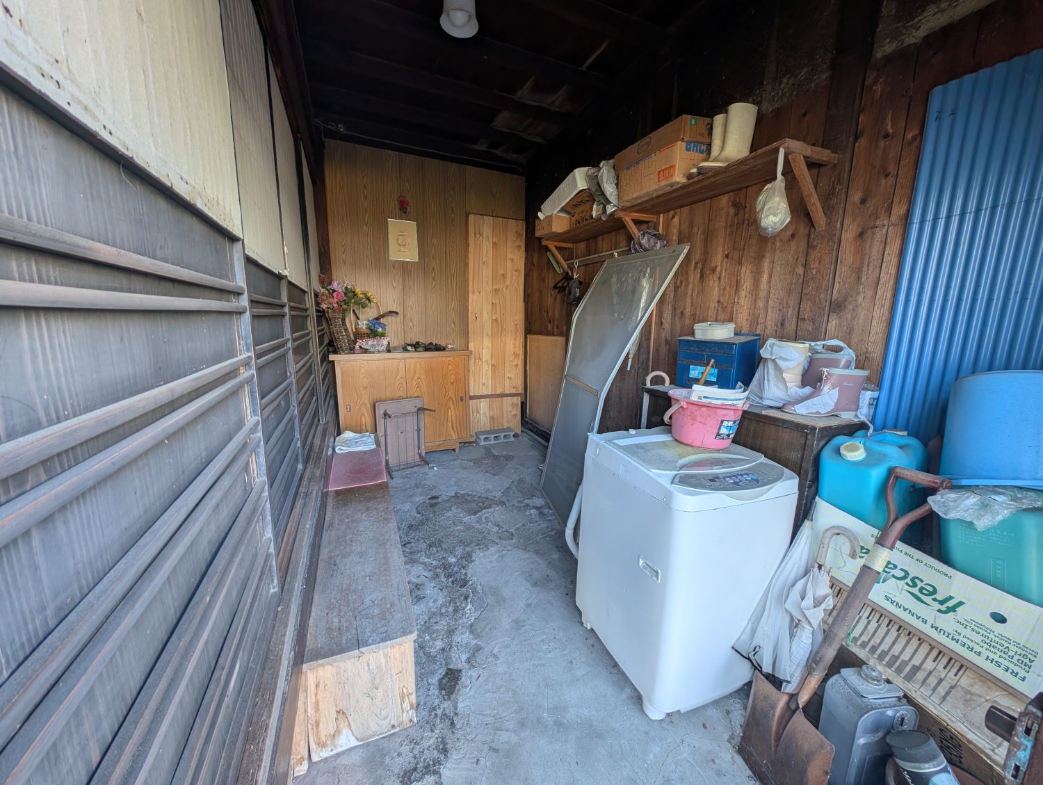 Wood house in Hyogo
