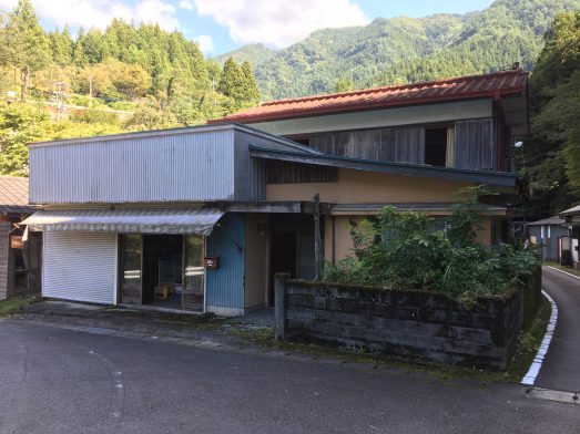 Wood house in Tokushima