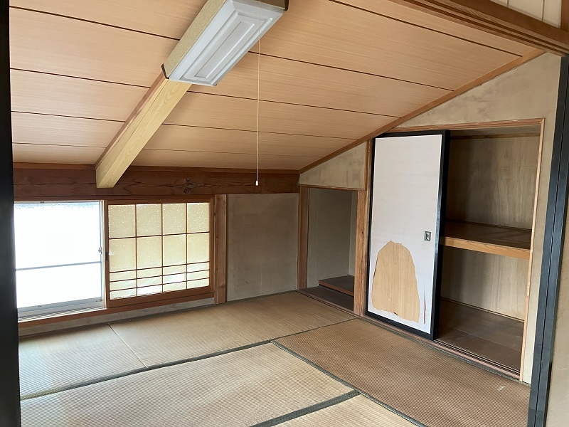 1950s wood house, 1-min walk to station, Tottori