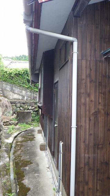 1960s wood house, 17-min walk to station, Nagasaki