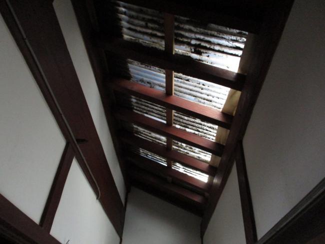 1950s wood house, 15-min walk to station, Okayama