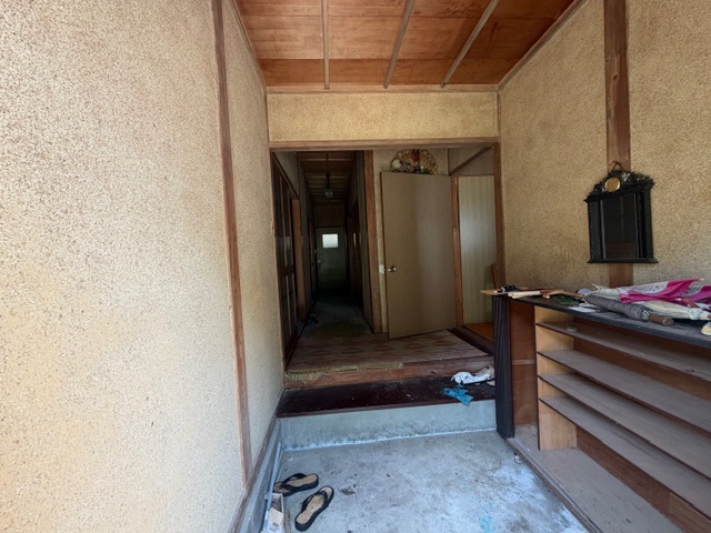 Wood house in Ehime