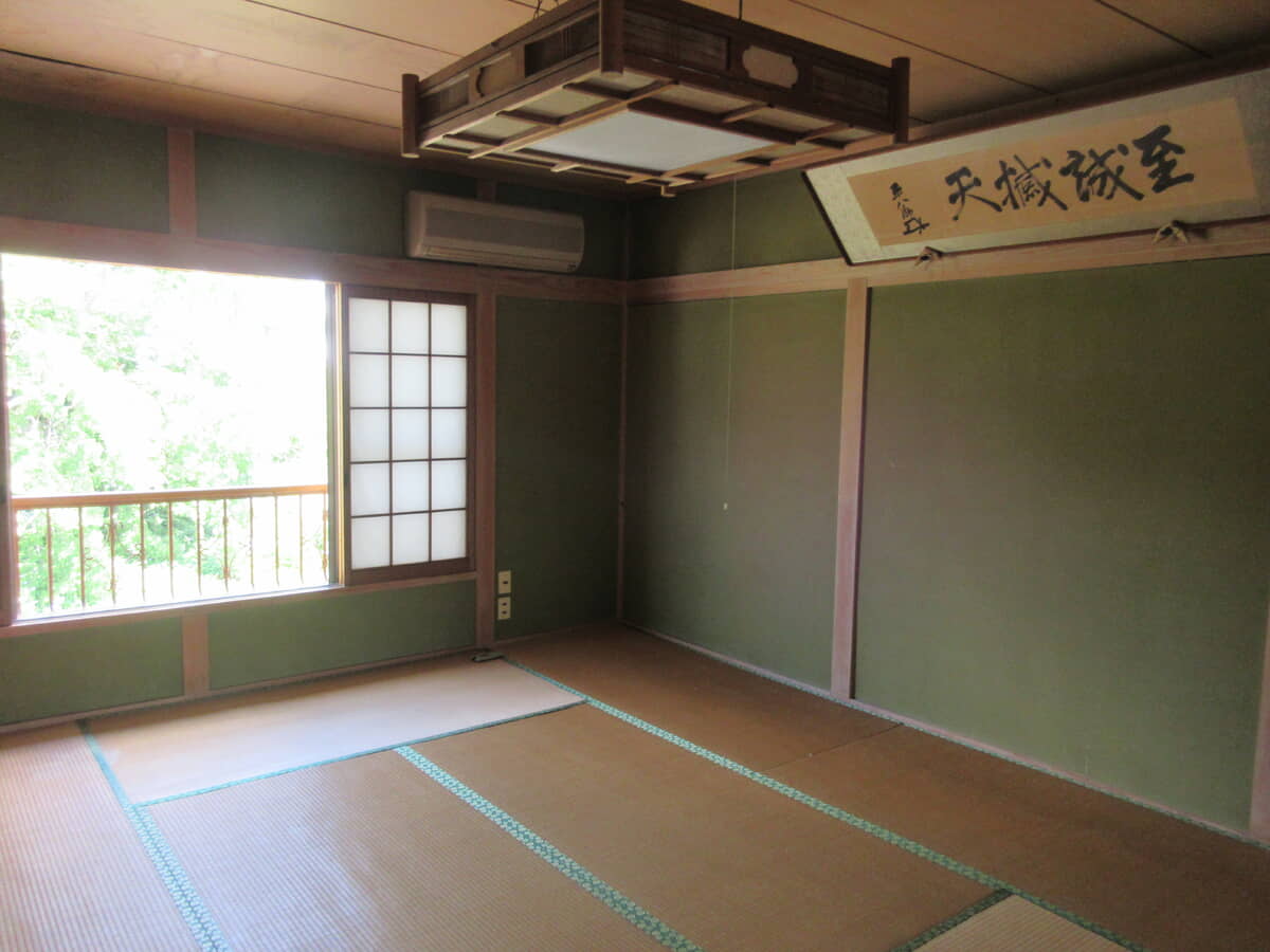 1960s wood house, 11-min walk to station, Hiroshima