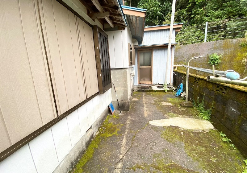 Kumano City Vacant House Requiring Renovation: A Hidden Retreat for Fishermen