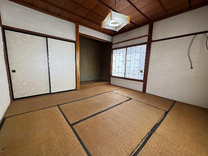 House, 9-min walk to station, Tokamachi, Niigata