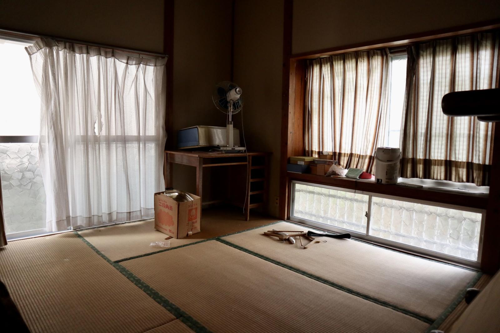 1970s house, 6-min walk to station, Fukuoka