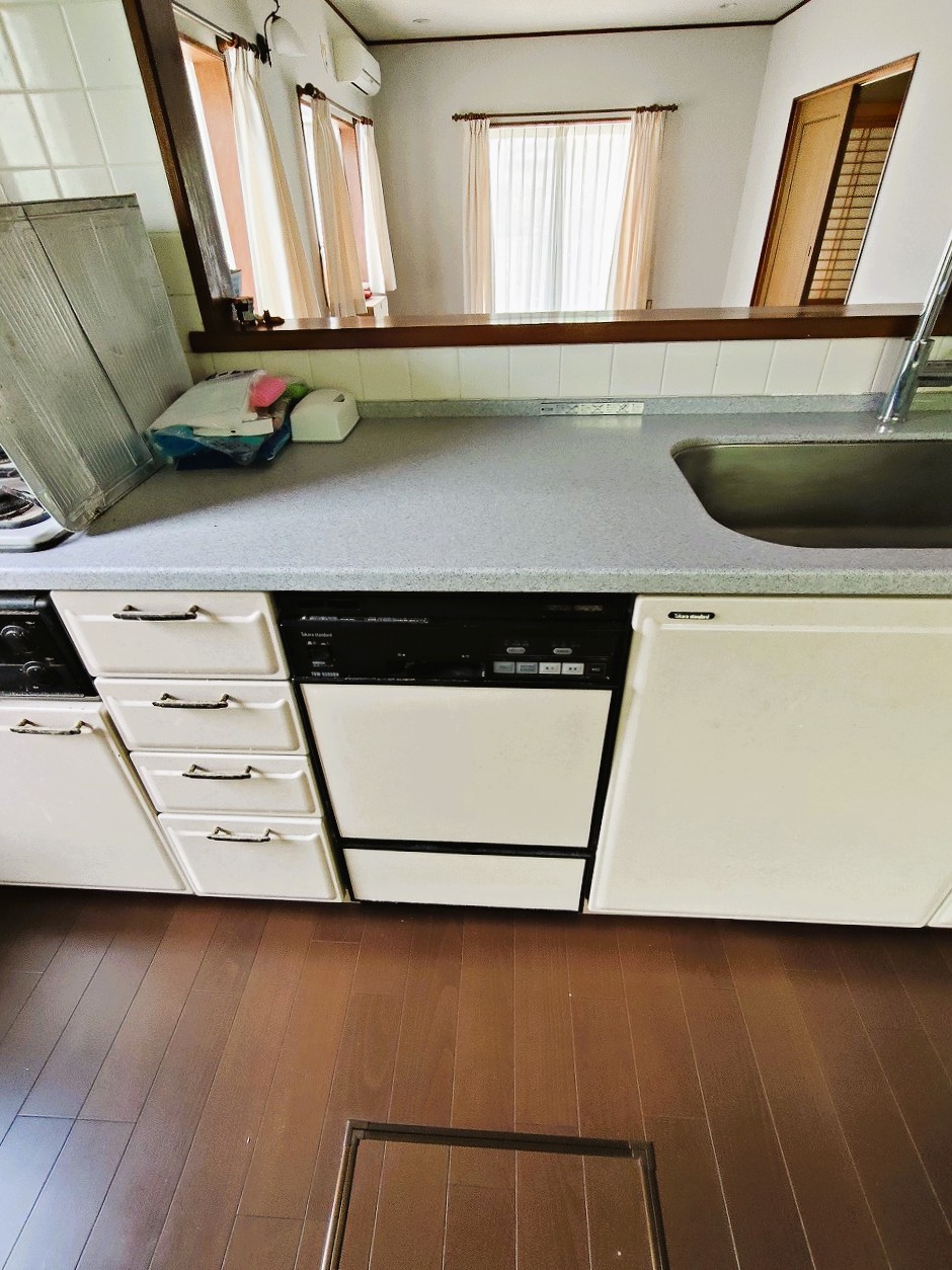 1990s wood house in Ehime