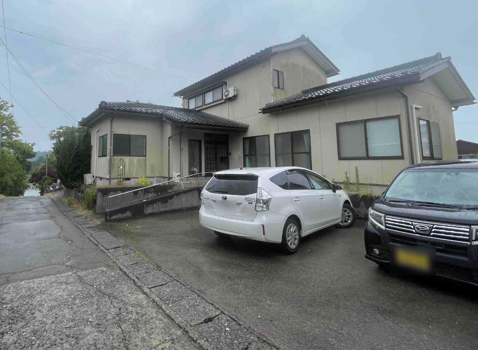 1990s wood house in Ishikawa