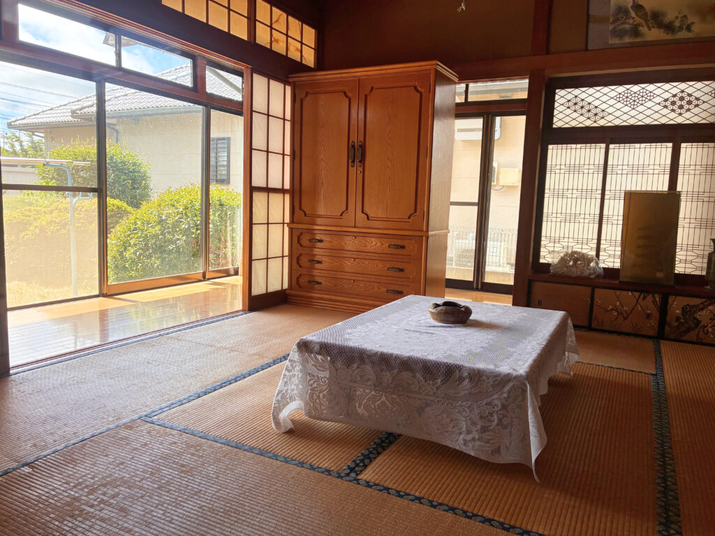 1970s wood house, 18-min walk to station, Ibaraki