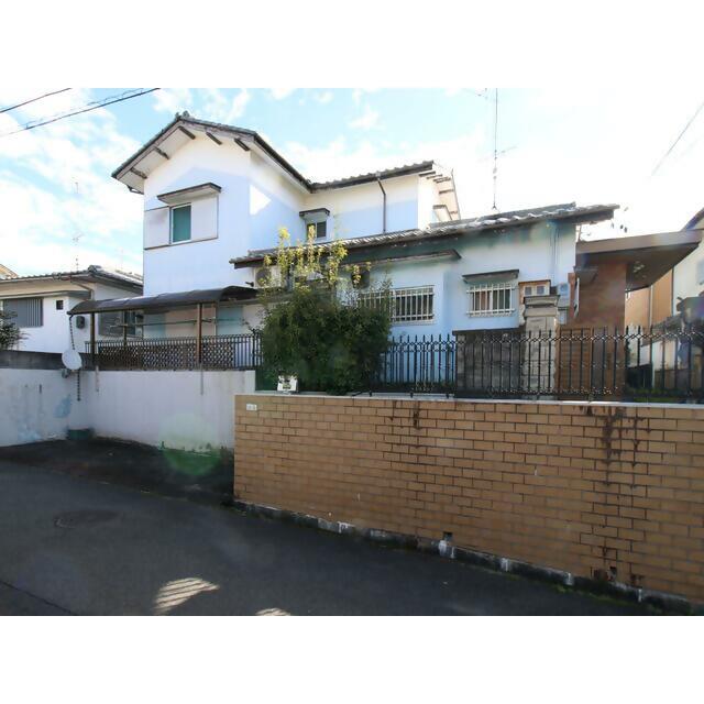 1970s wood house, 16-min walk to station, Mie