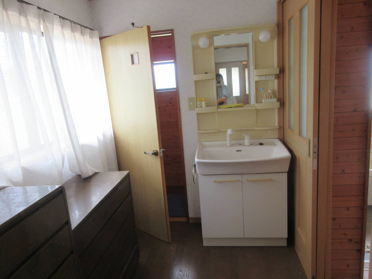 1970s wood house, 19-min walk to station, Hiroshima