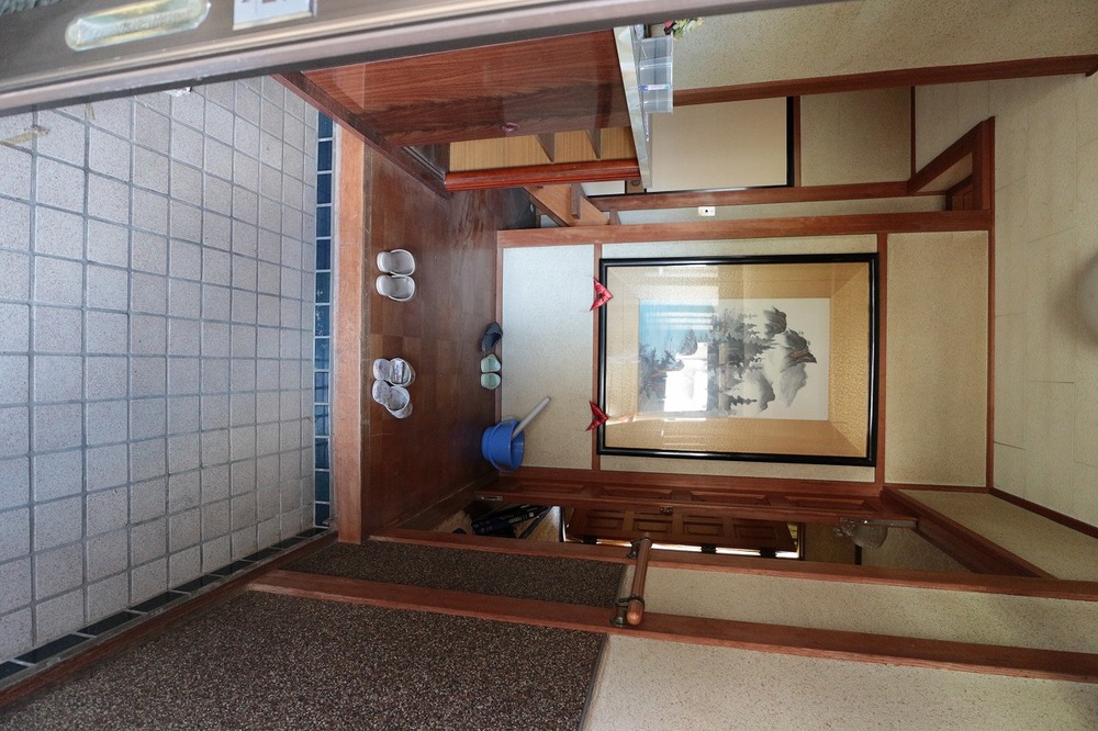 1970s wood house, 13-min walk to station, Toyama
