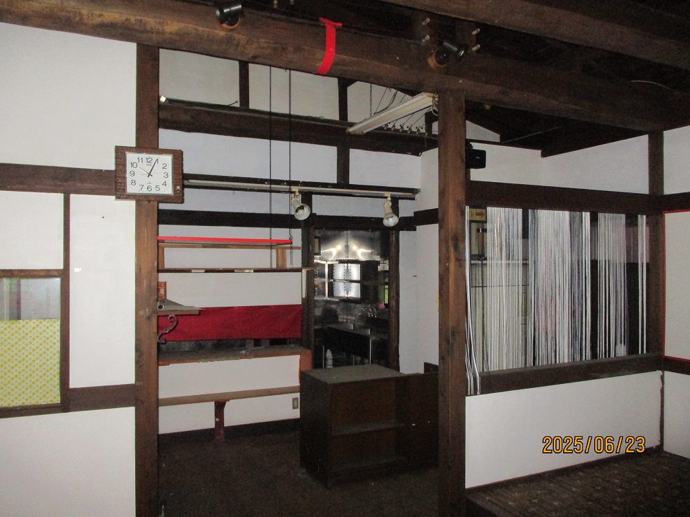 Wood house, 14-min walk to station, Gunma