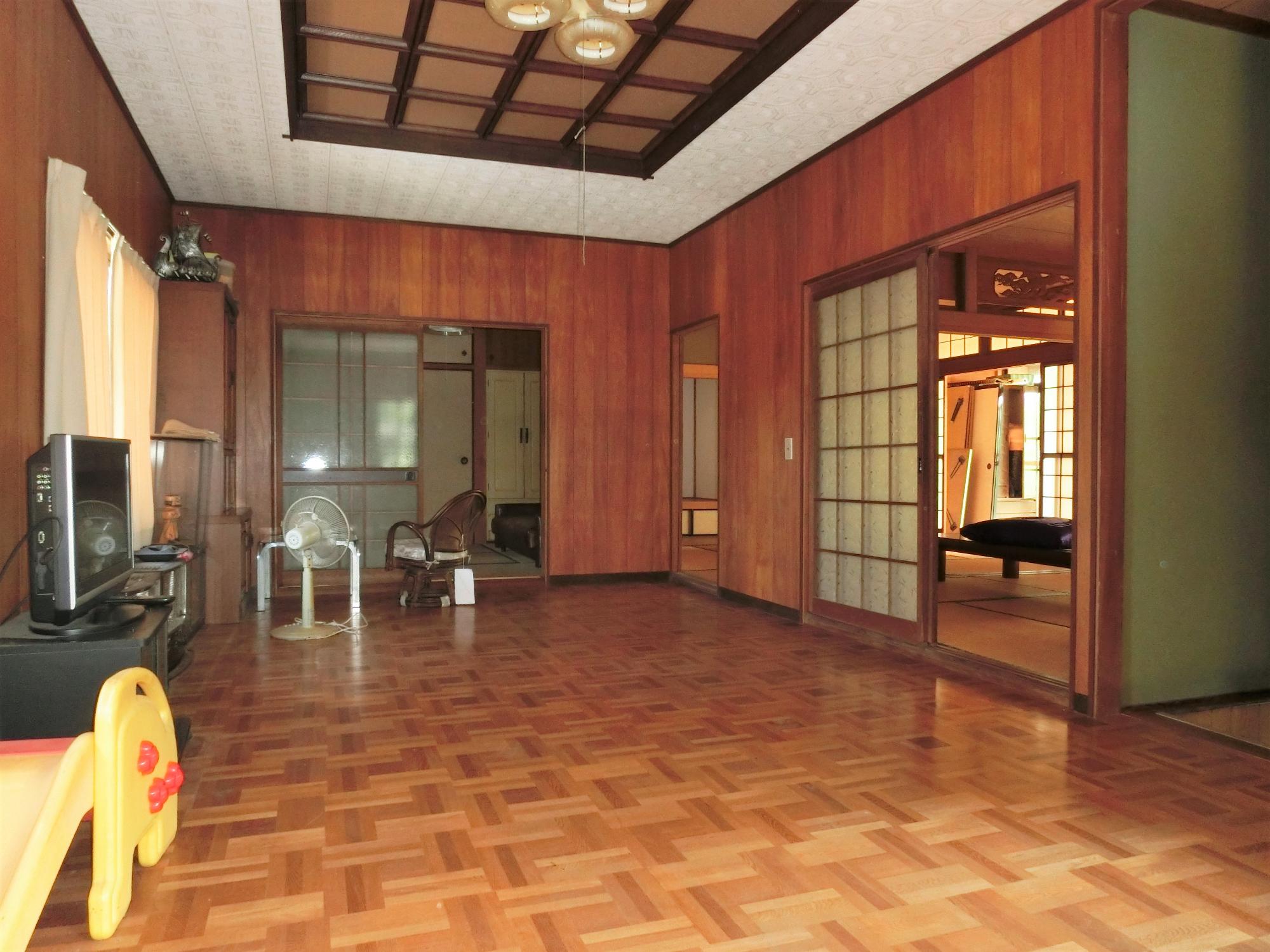 1980s wood house in Fukuoka