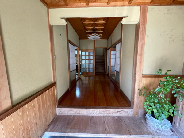 1980s wood house in Tottori