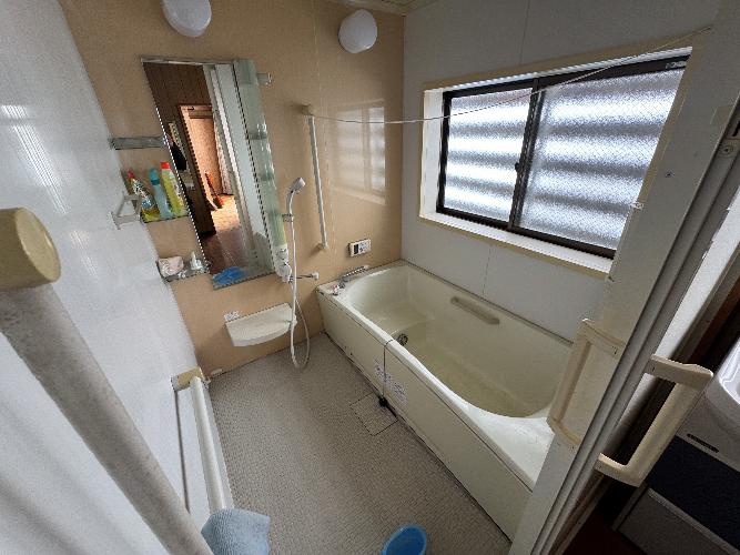 1970s wood house, 11-min walk to station, Tokamachi, Niigata