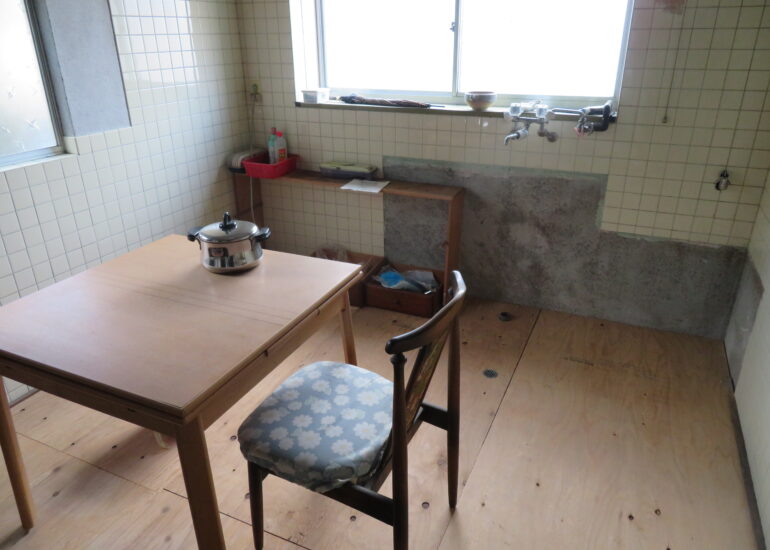 Wood house in Matsusaka Kahada
