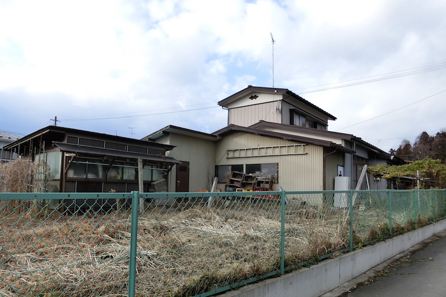 2010s wood house with outbuildings in Aomori