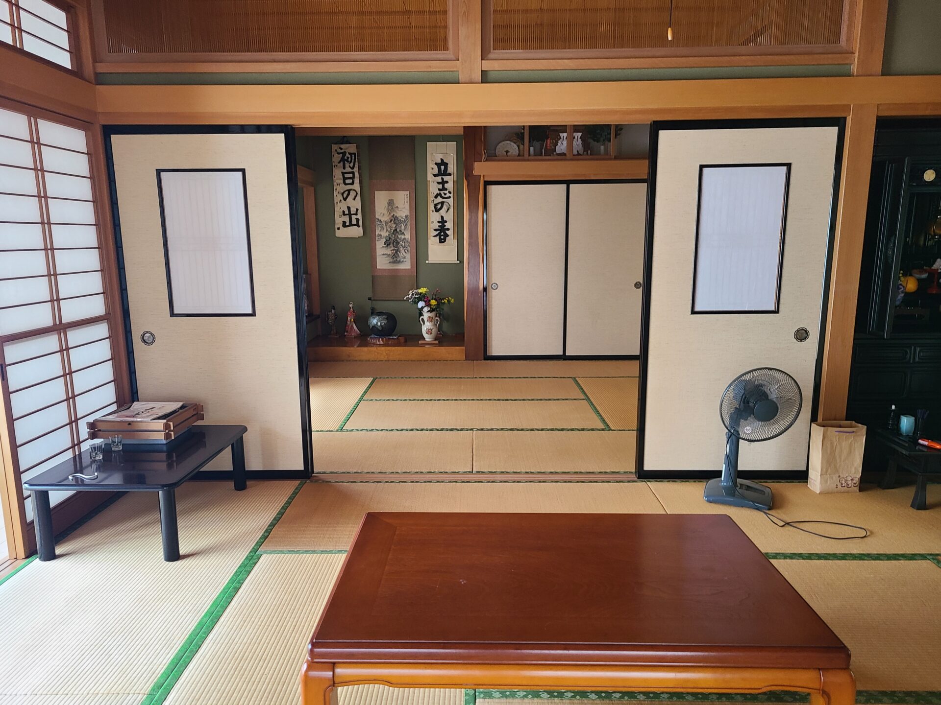 1990s wood house, 16-min walk to station, Shizuoka