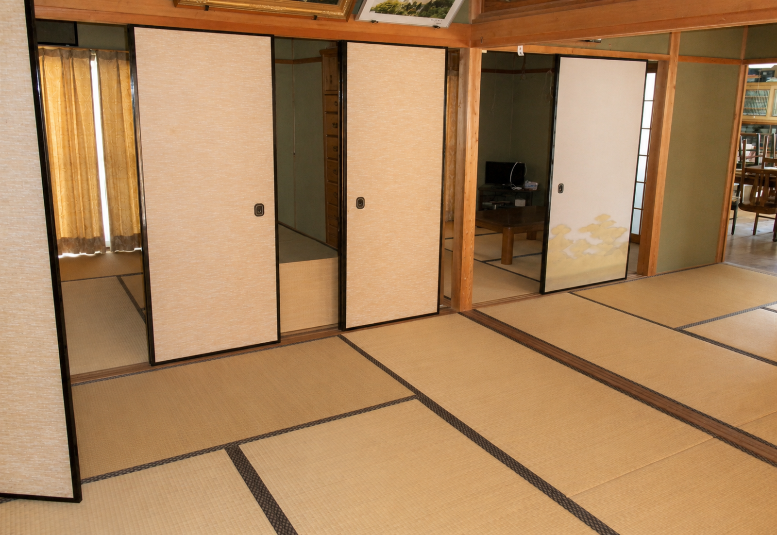 1980s wood house on a large plot in Hyogo