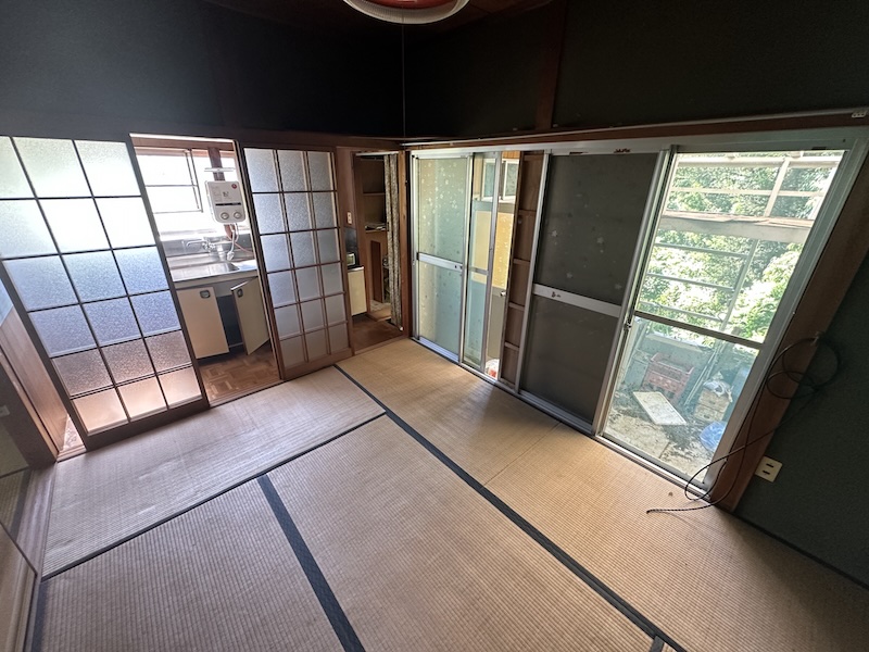 House, 12-min walk to station, Mie