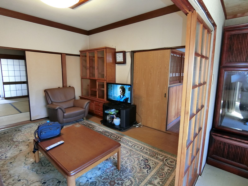 1960s wood house in Kochi