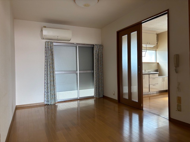 1980s wood house in Kagawa