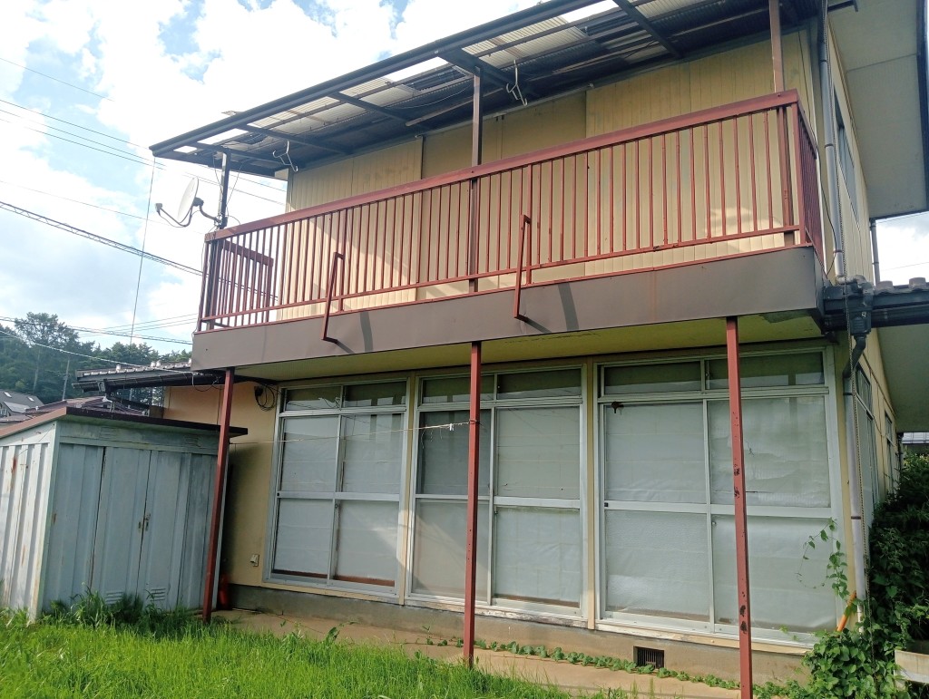 (R8-4) Viewing Reservations Now Accepted!!