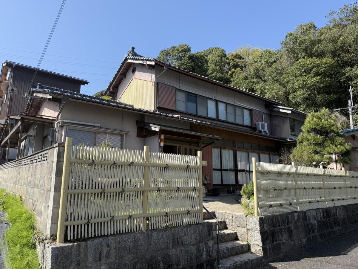 1960s wood house near the coast in Miyazu, Kyoto