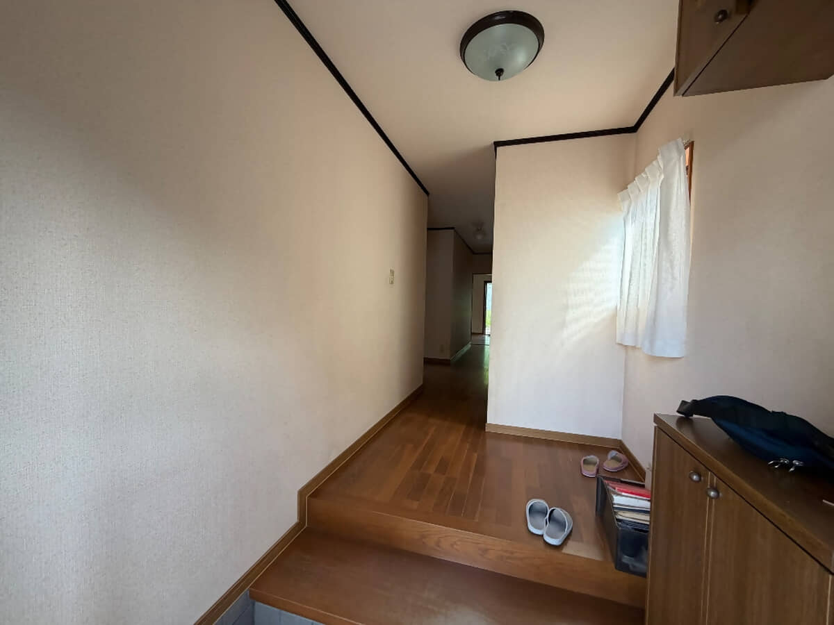 1990s wood house in Hiroshima
