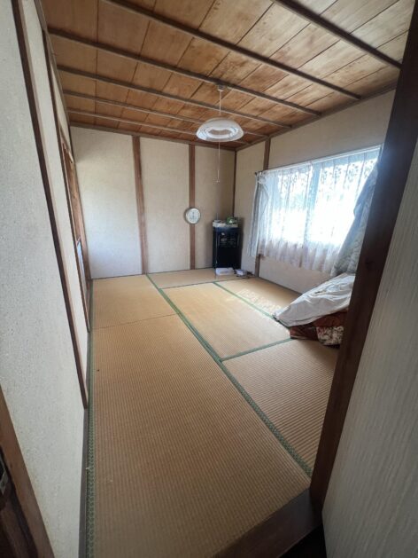 1970s wood house in Ehime