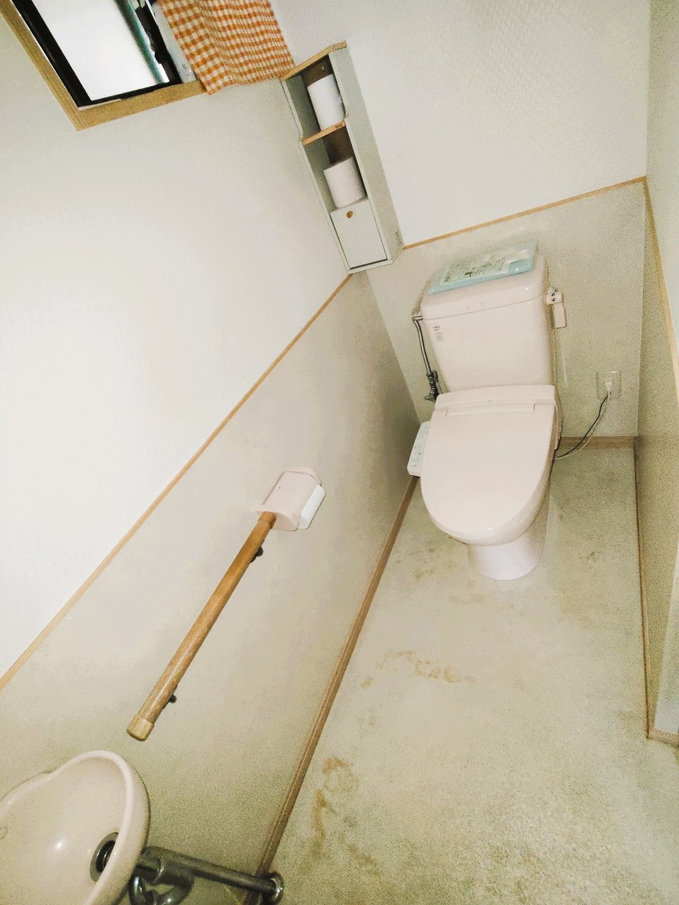 1960s wood house in Ehime