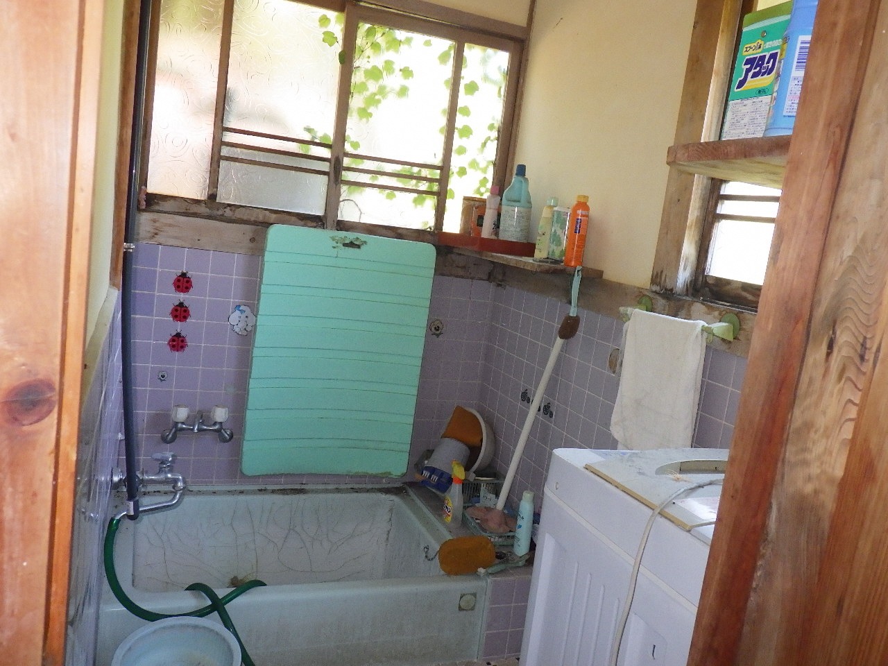 1960s wood house in Kochi