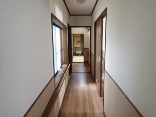1970s concrete house, 1-min walk to station, Oita