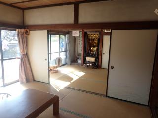 1950s wood house, 16-min walk to station, Oita