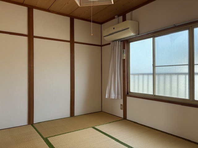 1980s wood house in Kagawa