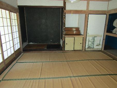 1980s wood house in Oita