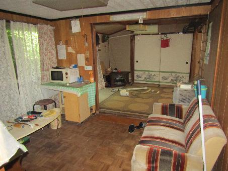 1970s wood house in Oita