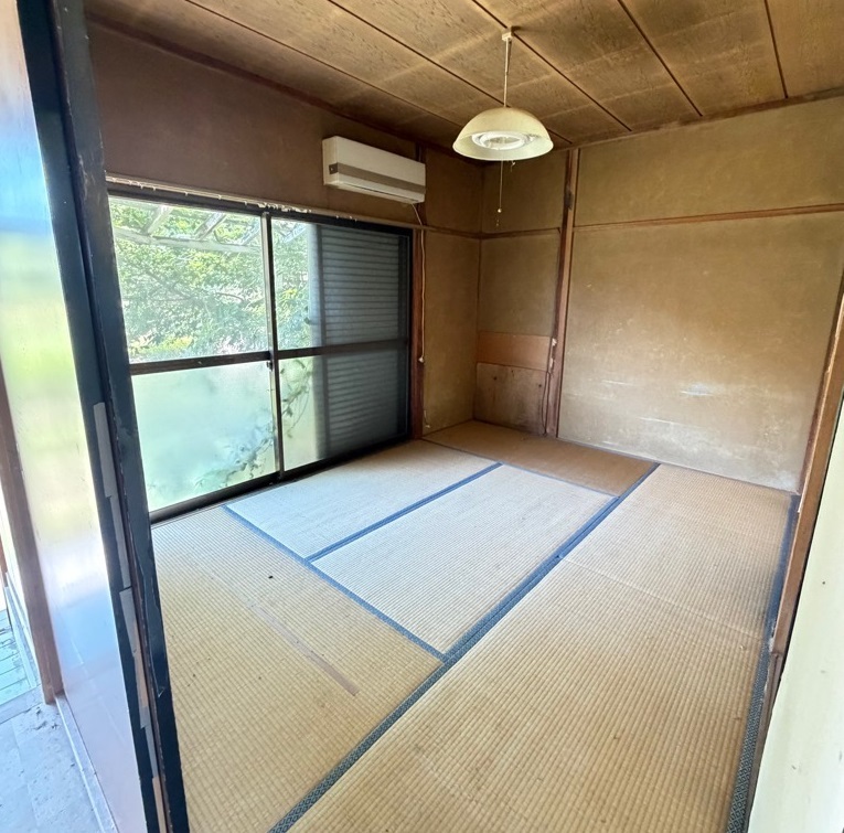 1980s wood house in Yamanashi