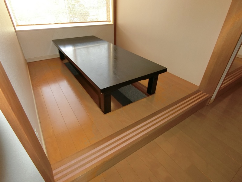 2010s wood house on a large plot in Akita